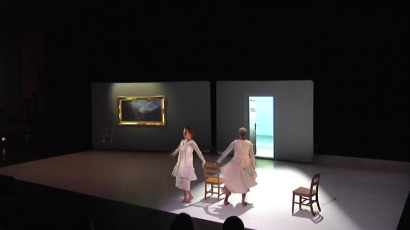 Necessary Beauty Chair duet